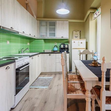 Kalamata Rose Nest - Urban Comfy Escape Екстер'єр фото